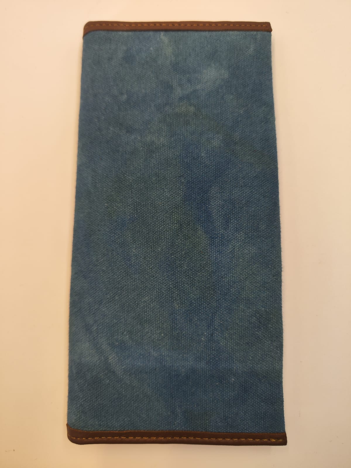 Cork fish-print organizer wallet